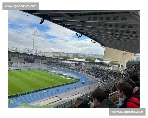 高清稳定足球赛事直播入口实时赛程数据一站式观赛平台精彩体验 - 副本 (3) - 副本